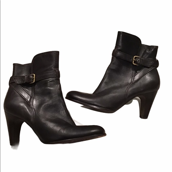 ANTONIO MELANI Shoes - Antonio Melani Chocolate Brown Leather Ankle Boots